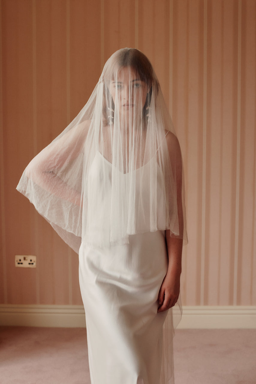 VOILE LONG EN TULLE DE SOIE