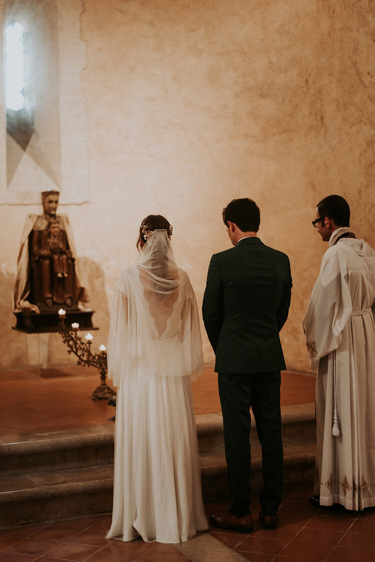 SHORT SILK TULLE VEIL