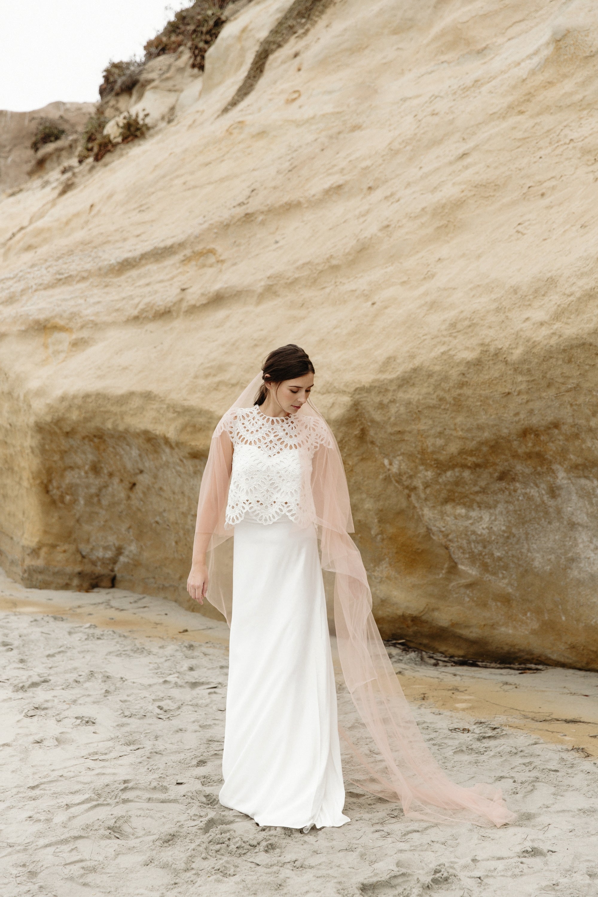 VOILE LONG EN TULLE POLYAMIDE